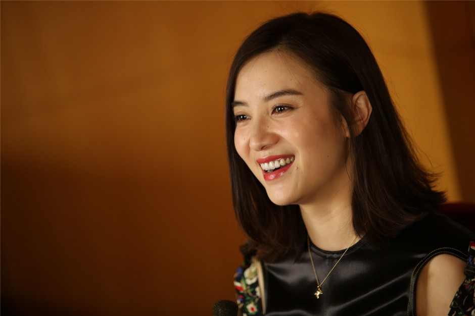 宋佳的胸被胡軍捏 宋佳為上位與劉蓓老公偷情