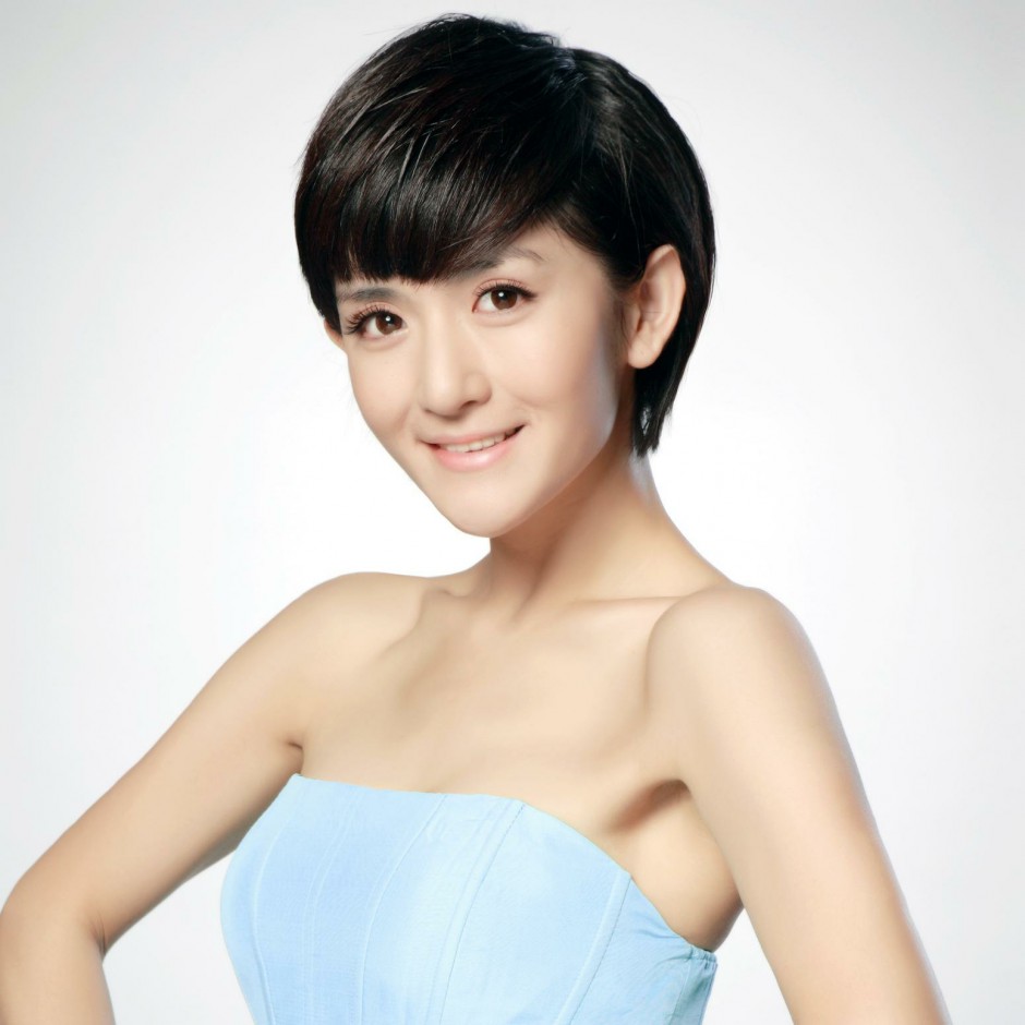 謝娜簡歷曝光 揭秘謝娜為什么下跪道歉