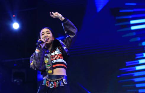 吉克雋逸演唱的《halo》原唱是誰