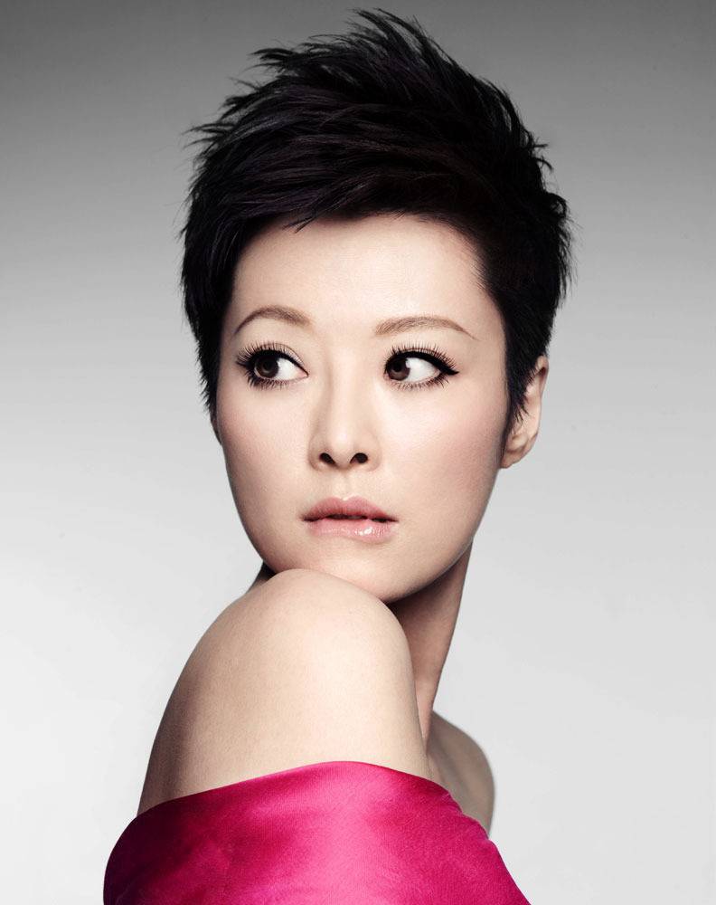 袁立個(gè)人資料被曝 揭秘袁立為什么被封殺