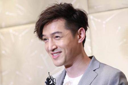 胡歌江疏影分手后首度同臺 兩人略顯尷尬