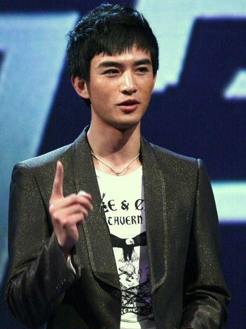 張曉晨個人資料 張曉晨女友孫耀琦資料曝光