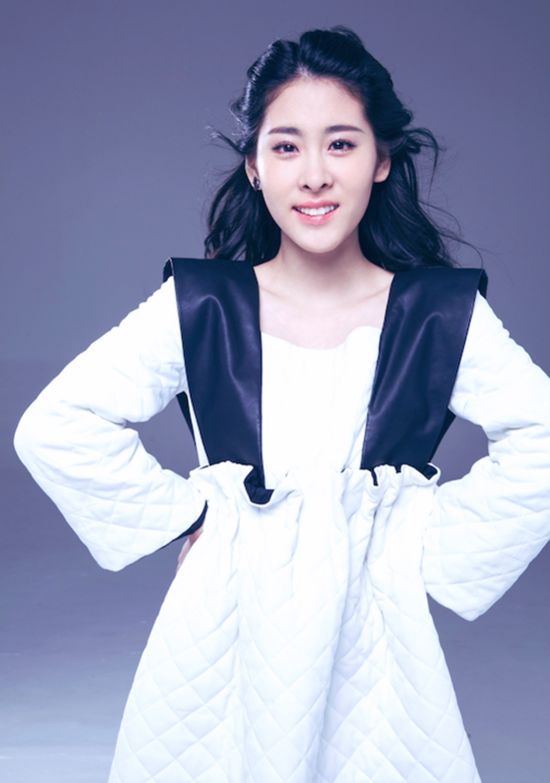 張碧晨家庭背景資料曝光 張碧晨整容前后照對比