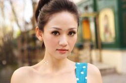 陳喬恩的家庭背景 童年曾受家暴