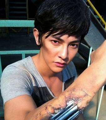 汪東城代言衛(wèi)生巾被調侃 爆給女友買不尷尬