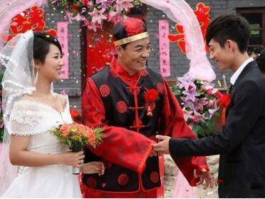 張一山身高多高 張一山楊紫結(jié)婚照遭曝光