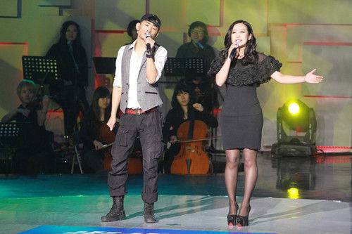 張冬玲的老公是誰 張冬玲整容前后照片