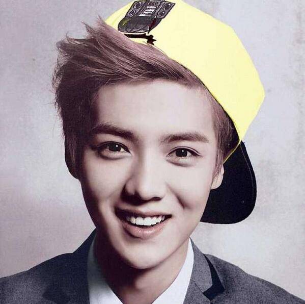 吳亦凡鹿晗為什么裝不熟 他們?yōu)楹瓮顺鯡XO