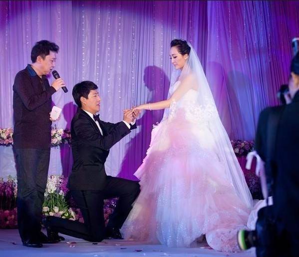 于震老婆辛月資料簡介 盤點于震電視劇大全