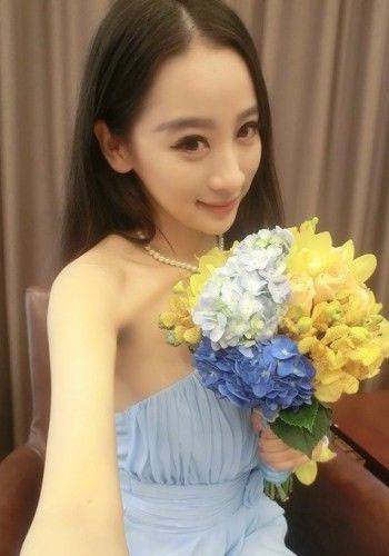 揭蘆芳生個(gè)人資料 蘆芳生女友丁多恩照片曝光