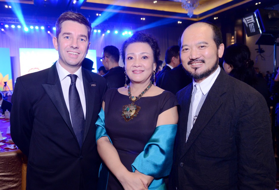 揭俏江南張?zhí)m個人資料 俏江南張?zhí)m資產(chǎn)遭凍結