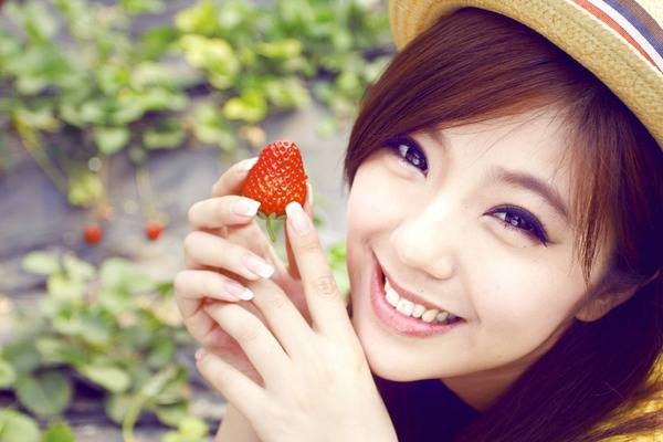 趙奕歡三圍大曝光 揭趙奕歡被魏晨破處真相