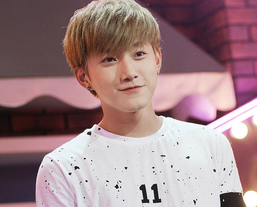 范世琦滾出快男是怎么回事  范世琦張檬戀情曝光