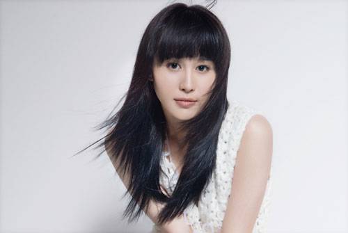 張寧益微博表示終離婚 驗(yàn)收千萬(wàn)房產(chǎn)時(shí)滿(mǎn)面笑容