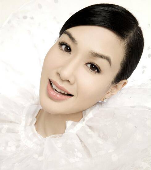 張倫碩真的喜歡鐘麗緹 曝張倫碩整容前后對比照