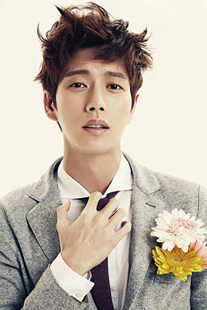 樸海鎮(zhèn)被曝與李泰蘭結(jié)婚 樸海鎮(zhèn)個人資料大揭秘