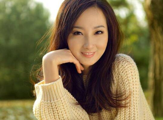 曝車曉個人資料及離婚內(nèi)幕 前夫花千萬捧新歡