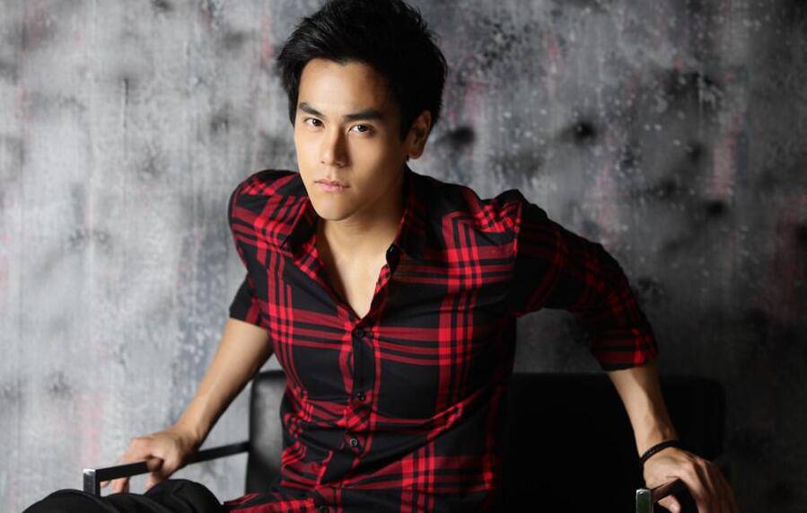 彭于晏整容前后對比照 居然相差這么大