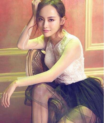 張嘉倪生日男友求婚戀情曝光 揭張嘉倪個人資料