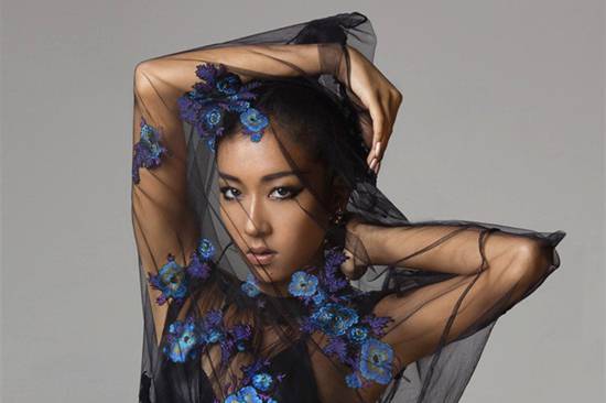 吉克雋逸演唱的《halo》原唱是誰