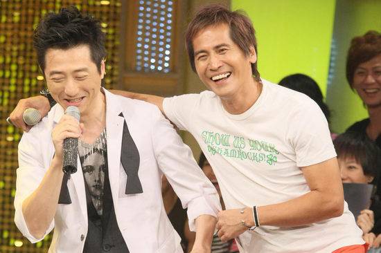 庾澄慶為什么叫哈林 揭庾澄慶伊能靜離婚內(nèi)幕