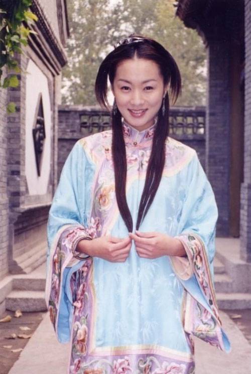 鄭家榆露點(diǎn)寫真照曝光 鄭家榆罵孫耀威下流