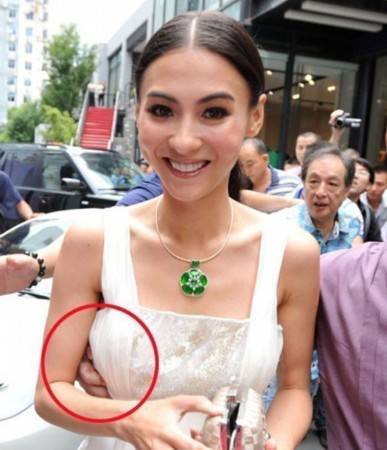 張柏芝艷照門事件原版照片 張柏芝卷入艷照門事