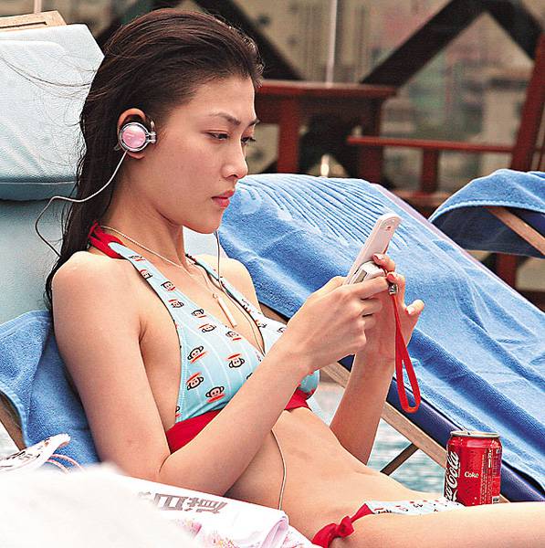 李彩樺個(gè)人資料 李彩樺風(fēng)流全套照片曝光