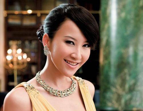 柳巖終于承認(rèn)整容了 娛樂圈都有誰整了