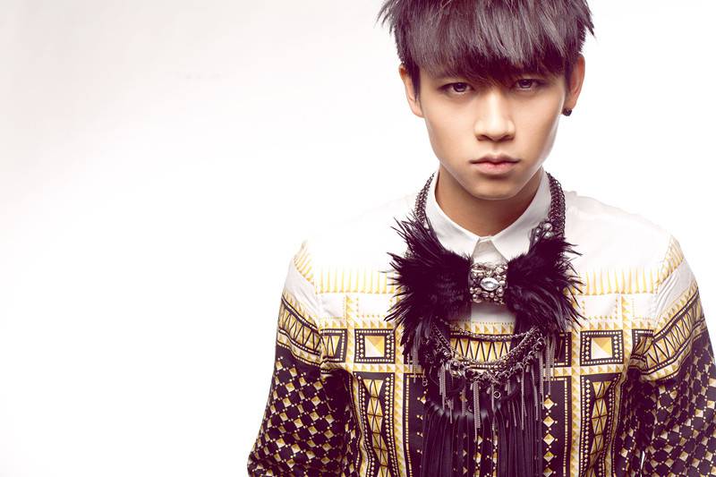 魏晨整容照曝光 整容前后照對比