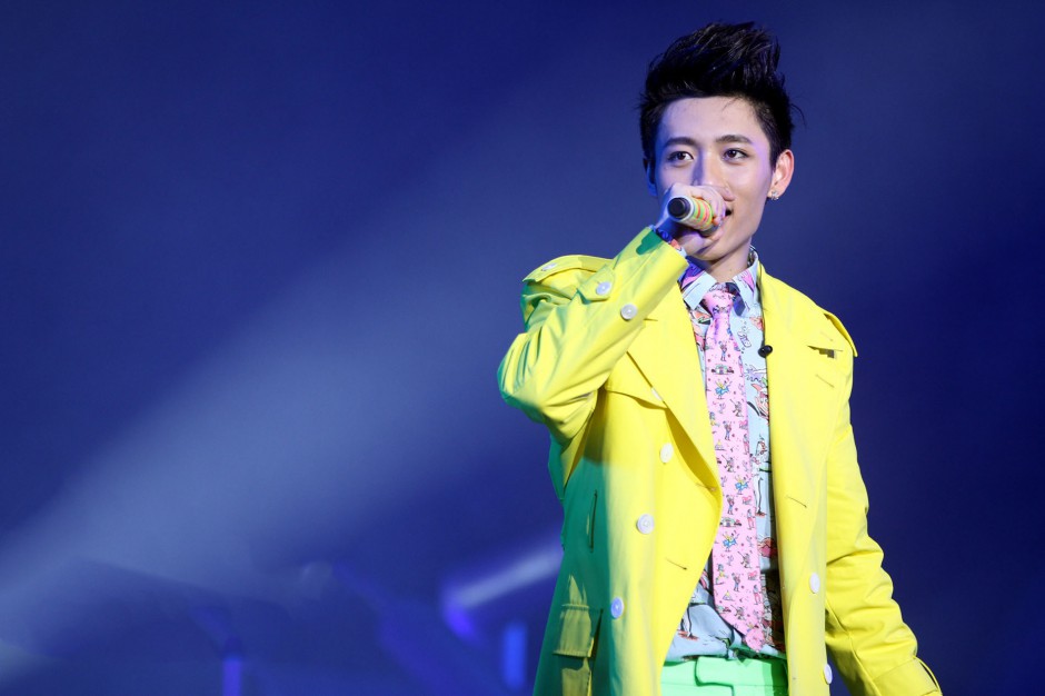 魏晨整容照曝光 整容前后照對比