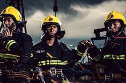 男子酒后如廁褲鏈卡下體 束手無措求助消防