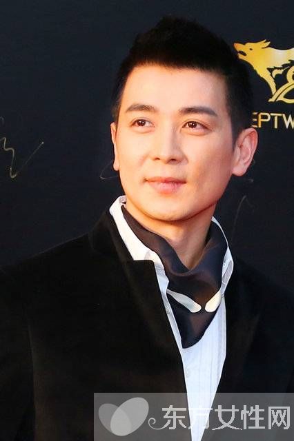 保劍鋒否認(rèn)出軌 微博回應(yīng)是護(hù)送哥們女朋友