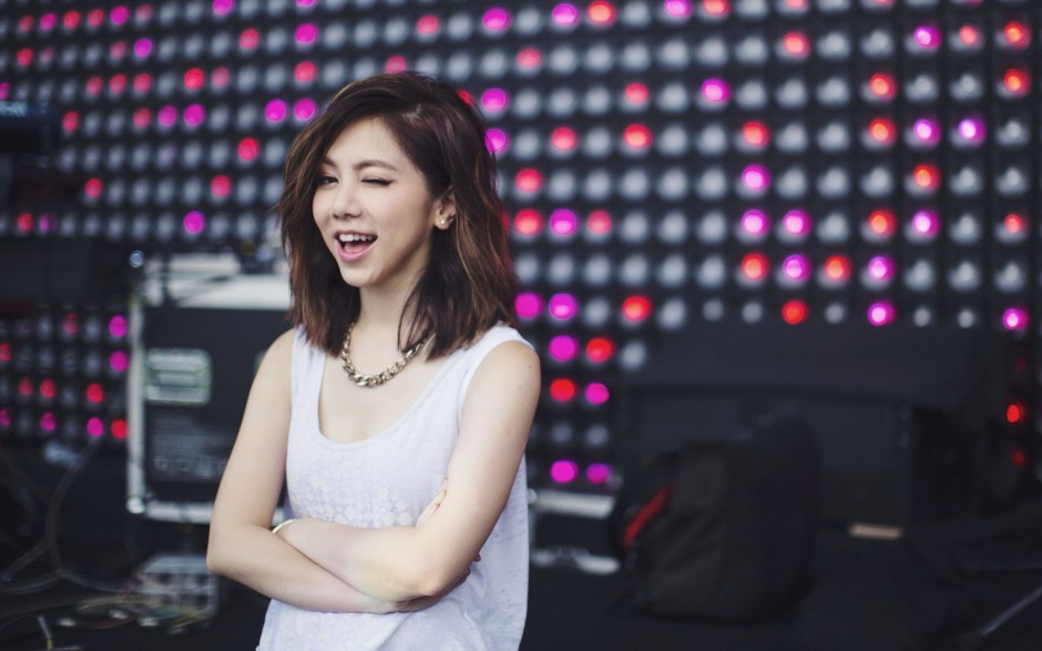 林憶蓮鄧紫棋矛盾事件始末 鄧紫棋為什么總被炮轟