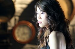 田震摔話筒事件內(nèi)幕曝光 拒絕領獎場面失控