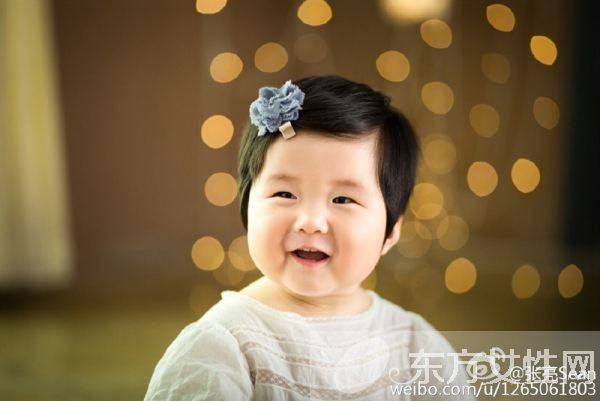 張亮女兒正面照曝光 網(wǎng)友驚呼復(fù)刻版張?zhí)焯? height=