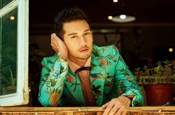 關(guān)智斌個(gè)人資料 關(guān)智斌和張敬軒接吻是真的嗎