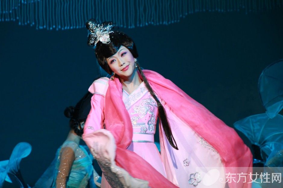 李玉剛出家是真的嗎 李玉剛?cè)尉p聞情史曝光