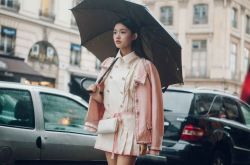 馮紹峰林允分手再引爭議 人魚戀到盡頭或是炒作