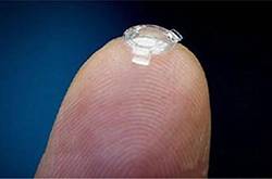 人類將不再需要眼鏡 他要永遠(yuǎn)消滅眼鏡和隱形眼鏡