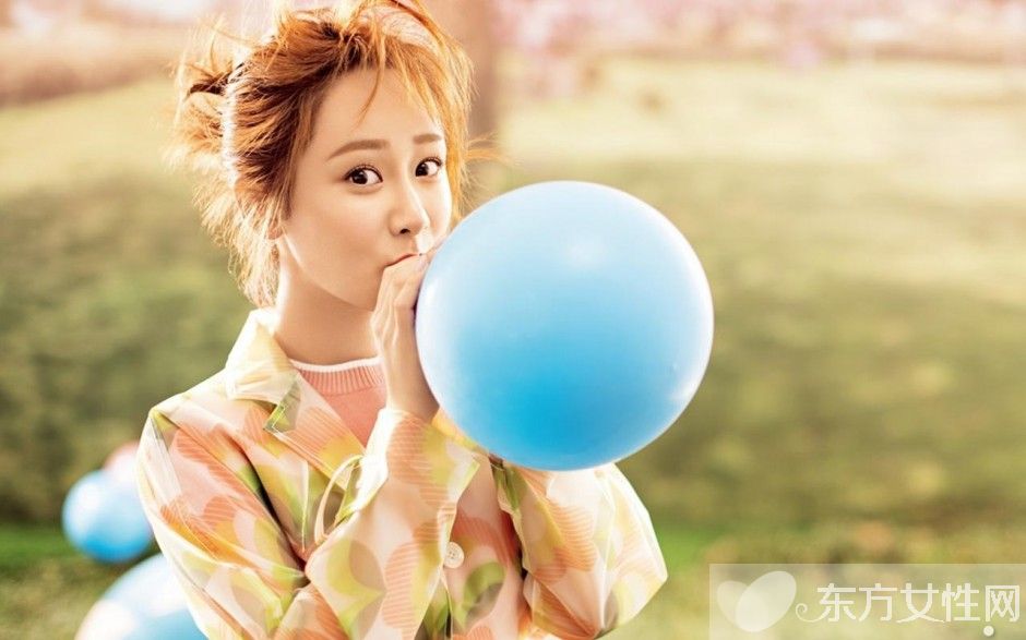 秦俊杰個人資料曝光 秦俊杰楊紫微博公開戀情