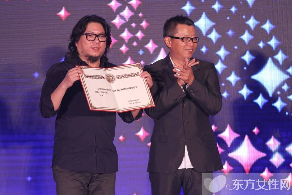 高曉松年輕時(shí)的照片曝光 感嘆年輕真瘦真好