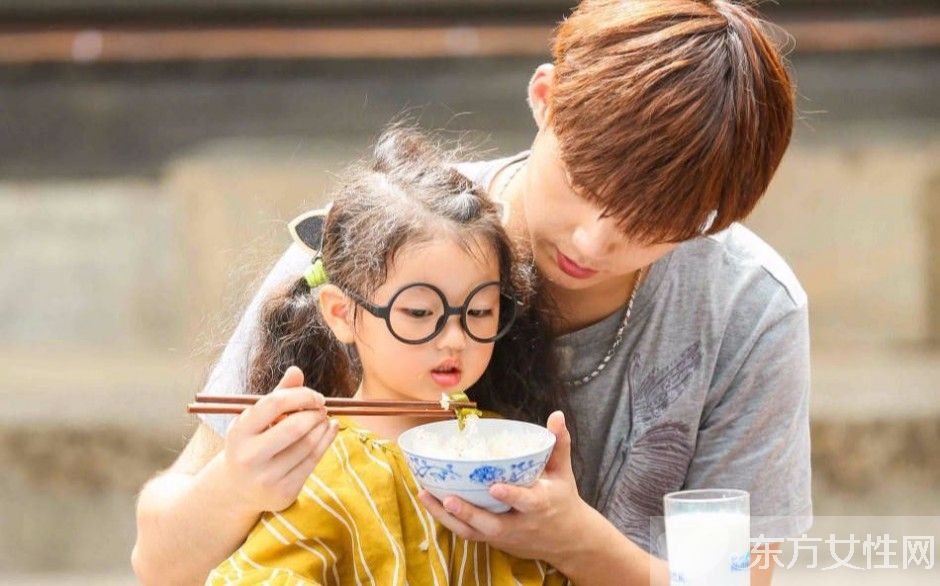 董力阿拉蕾人氣旺備受喜愛(ài) 董力為阿拉蕾哭了網(wǎng)友稱是真愛(ài)