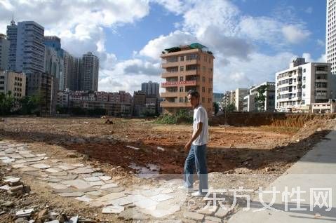 最貴釘子戶如今已分開 小心翼翼地生活