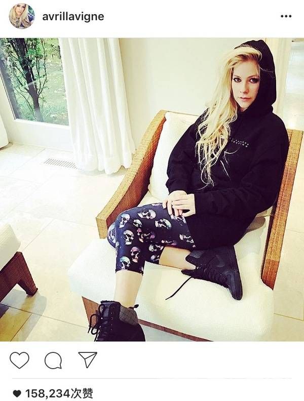 艾薇兒復(fù)出消息曝光 臥床2年終戰(zhàn)勝病魔