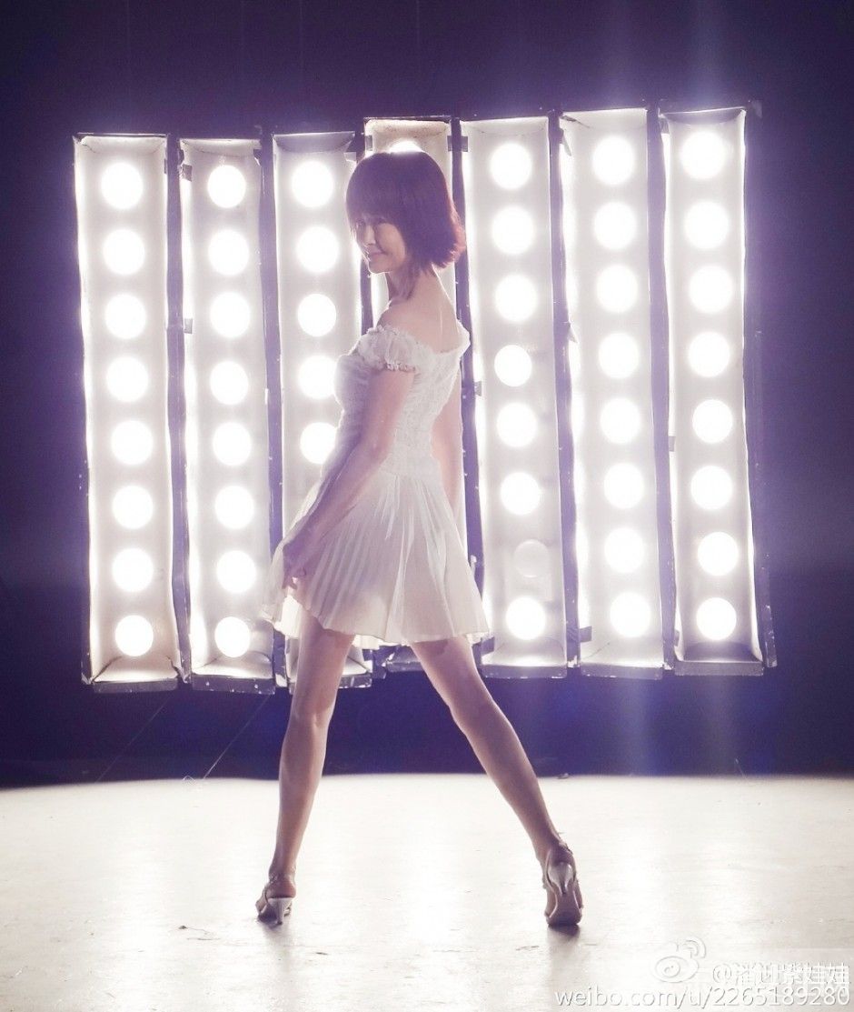 潘迎紫個(gè)人資料大起底 保養(yǎng)高手近照似少女