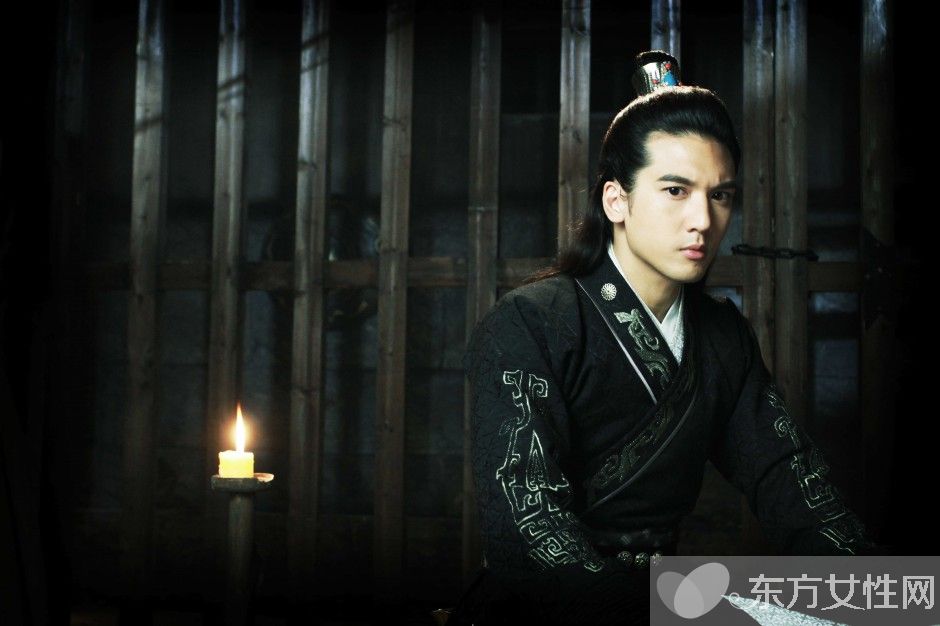 關(guān)智斌個人資料 關(guān)智斌和張敬軒接吻是真的嗎