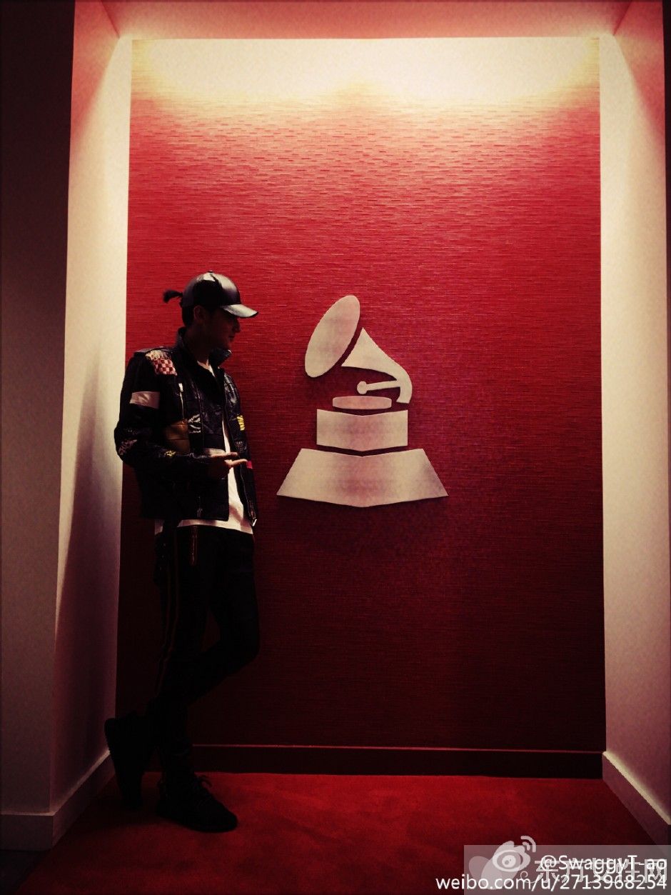 黃子韜機場昏倒臉色慘白 黃子韜星路歷程曝光