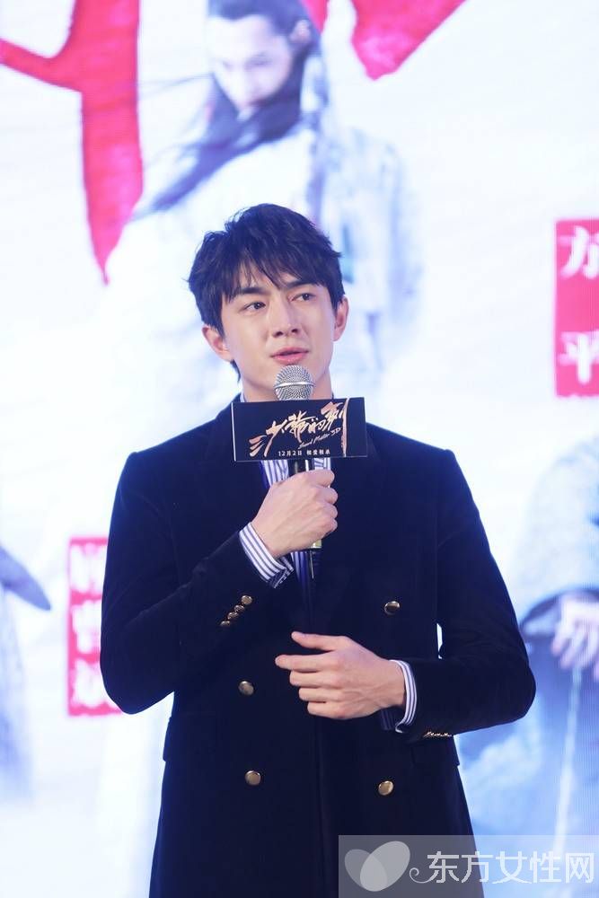 蔣夢婕林更新疑戀情曝光 書法調(diào)情終日纏綿