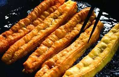 大叔賣早點(diǎn)月入2萬 買房又買車秒殺白領(lǐng)